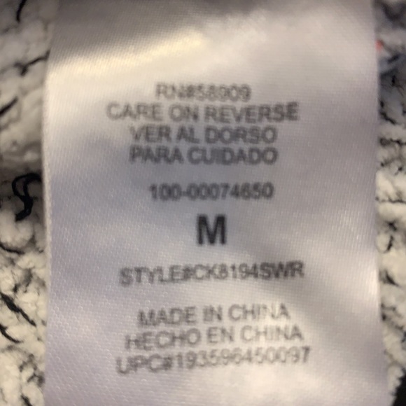 Copper Key little girls size medium black and white cable knit sweater - Picture 6 of 7